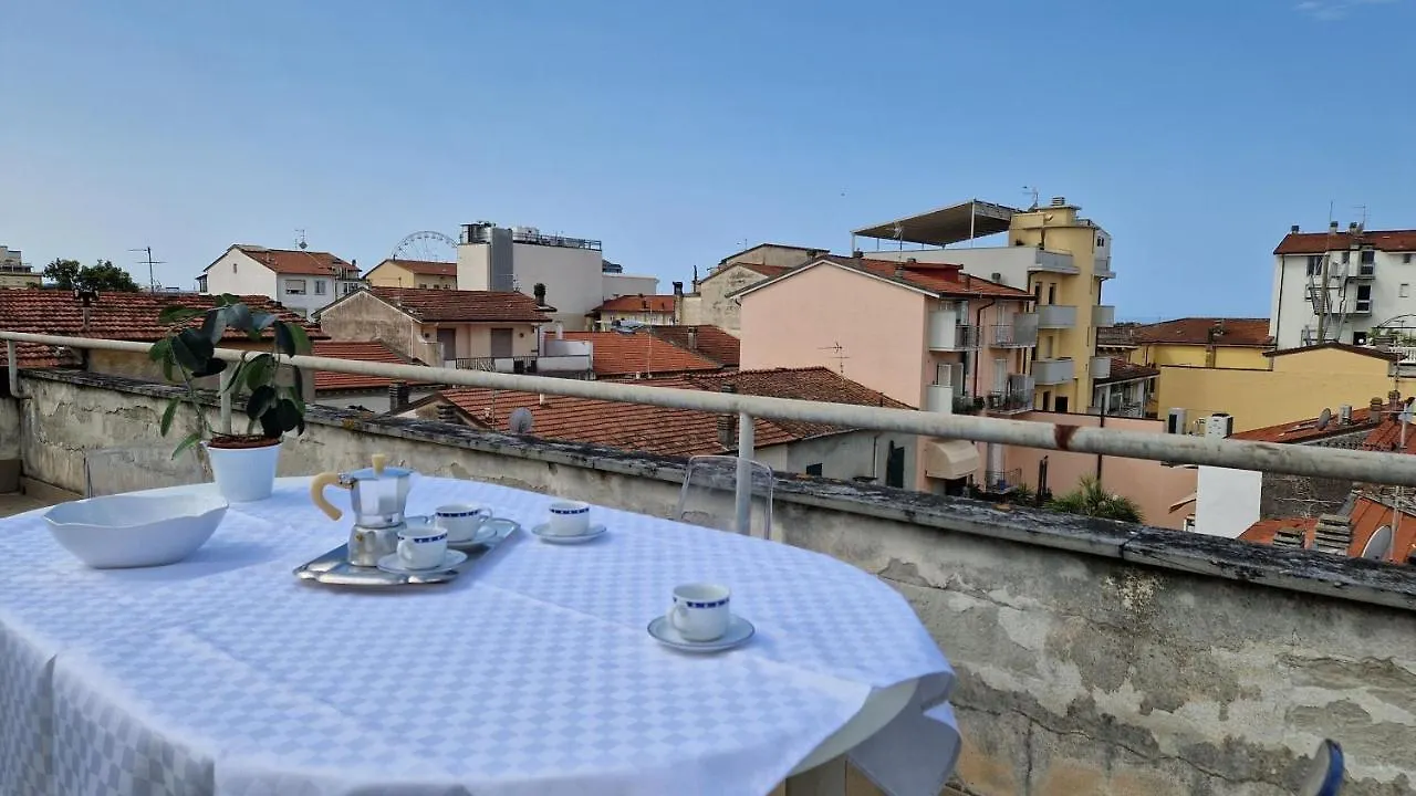 Foscolo Terrazza Vista Mare Apartment Viareggio
